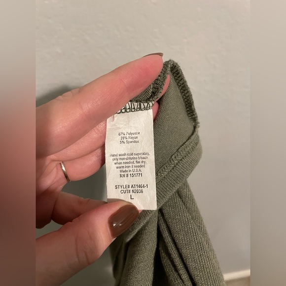 Green Blouse - Picture 2 of 3